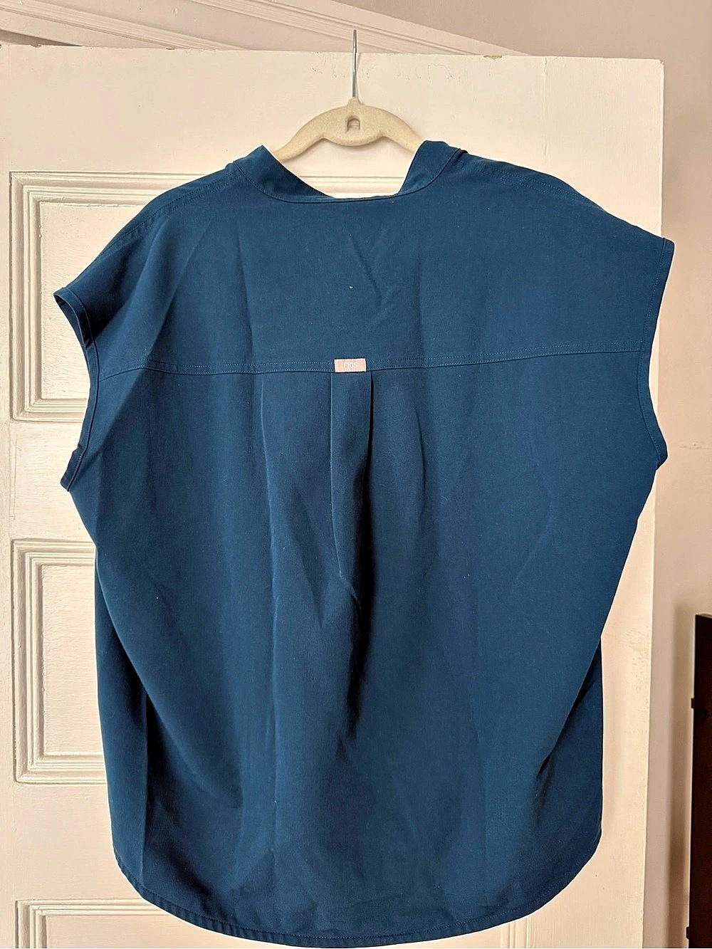 FIGS Rafaela Oversized Scrub Top - Picture 2 of 3